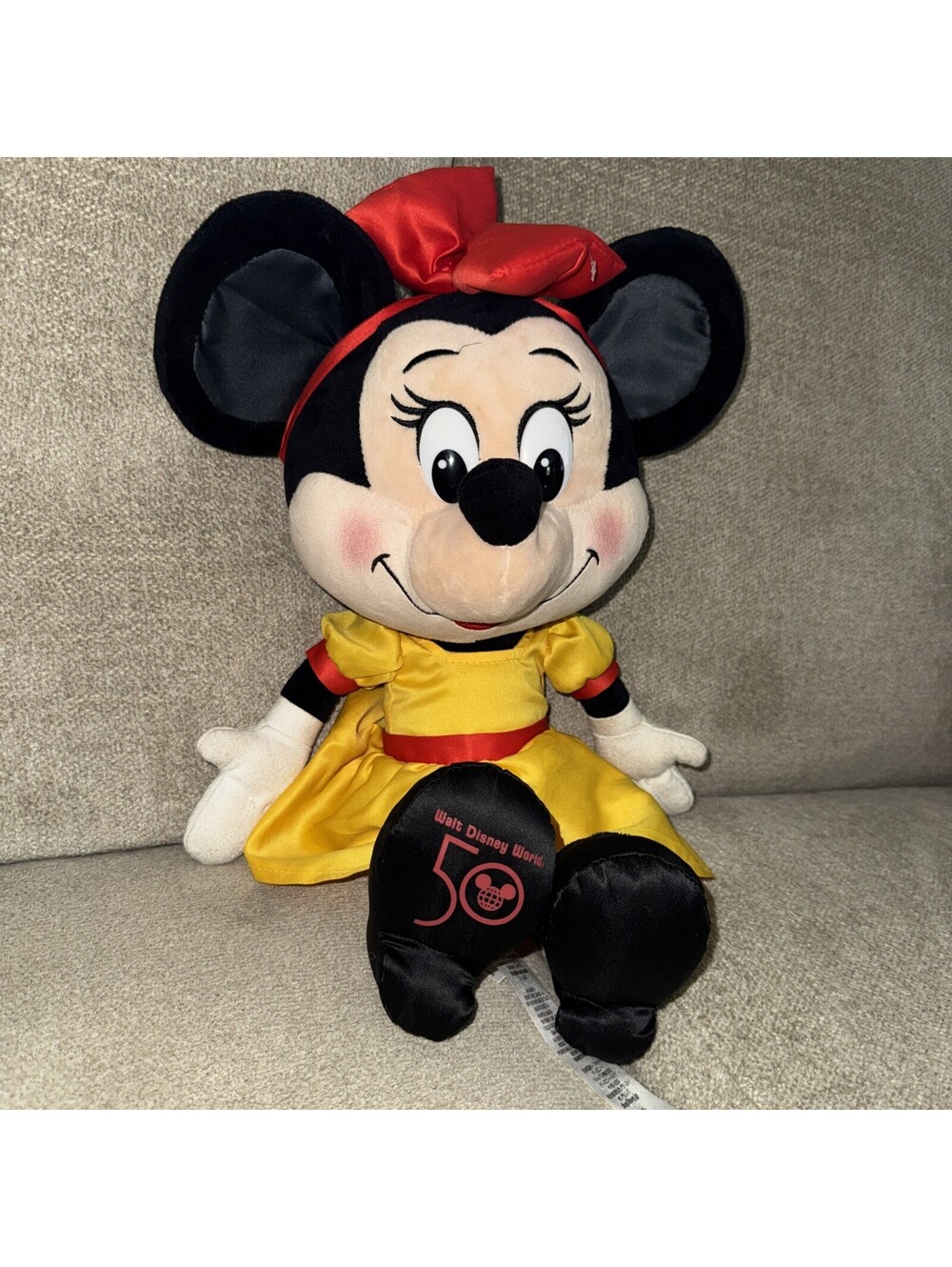 2021 Disney World Parks 50th Anniversary Series Minnie Mouse Plush
